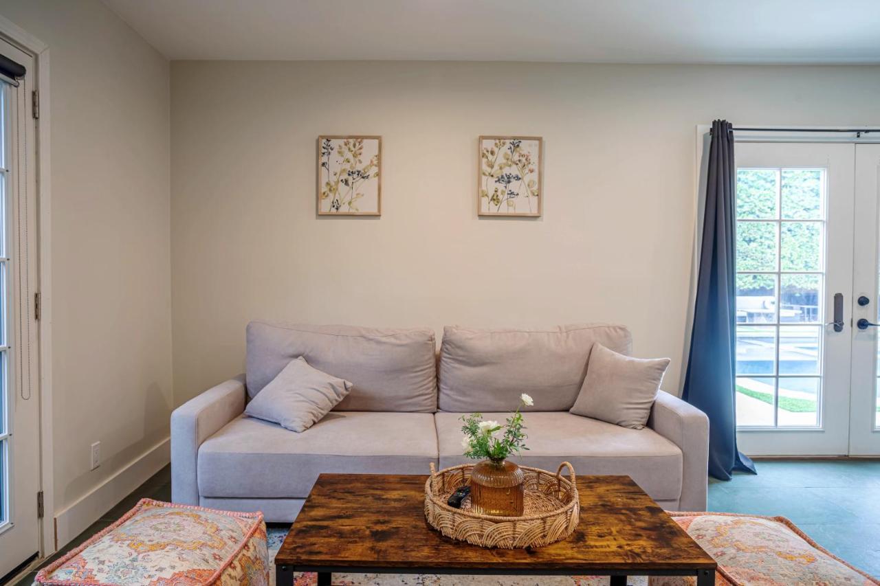 Serene 1 Bed Guest House With Patio Sleeps 6 洛杉矶 外观 照片